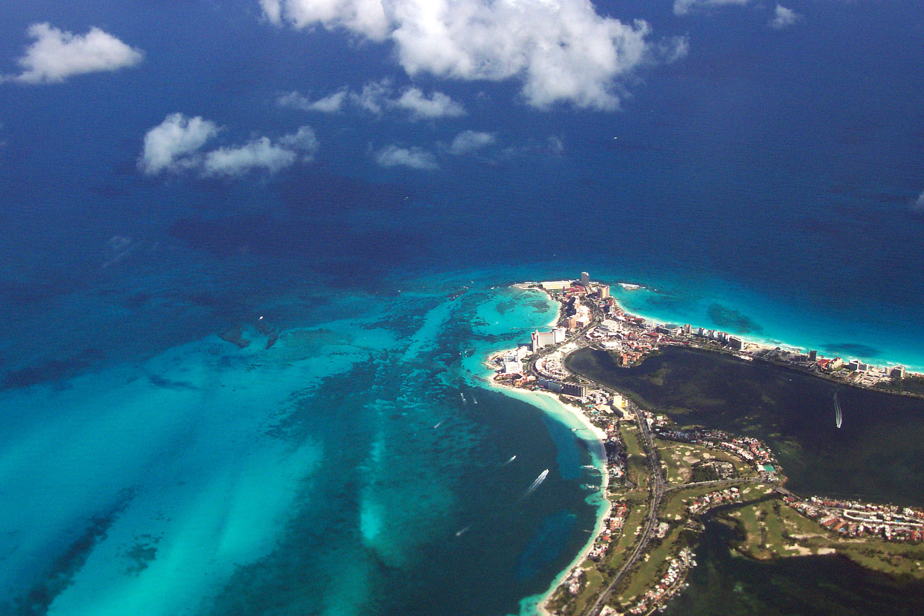 Calgary to Cancun, Mexico – $389 CAD roundtrip including taxes | Non-stop flights w/ Westjet