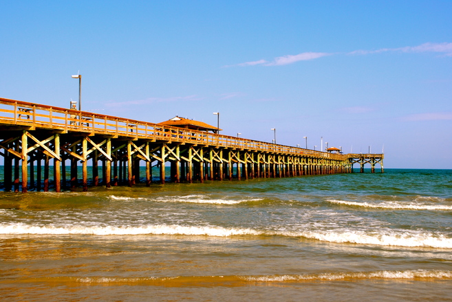 Buffalo/Niagara Falls to Fort Lauderdale or Myrtle Beach | $97 CAD roundtrip including taxes | Spirit – Nonstop flight