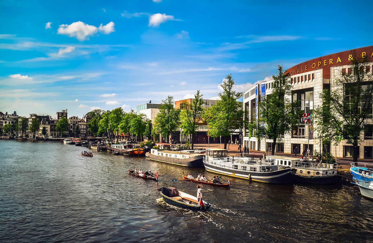 Toronto to Iceland, Dublin, Amsterdam, Berlin & more! – $184 to $309 CAD roundtrip w/ WOW Air