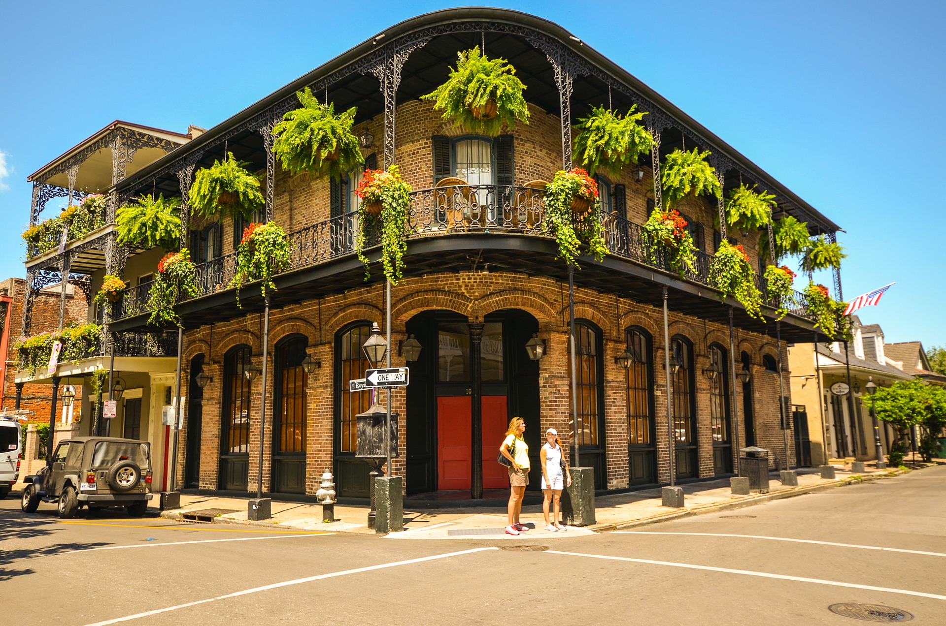 cheap flights from montreal to new orleans