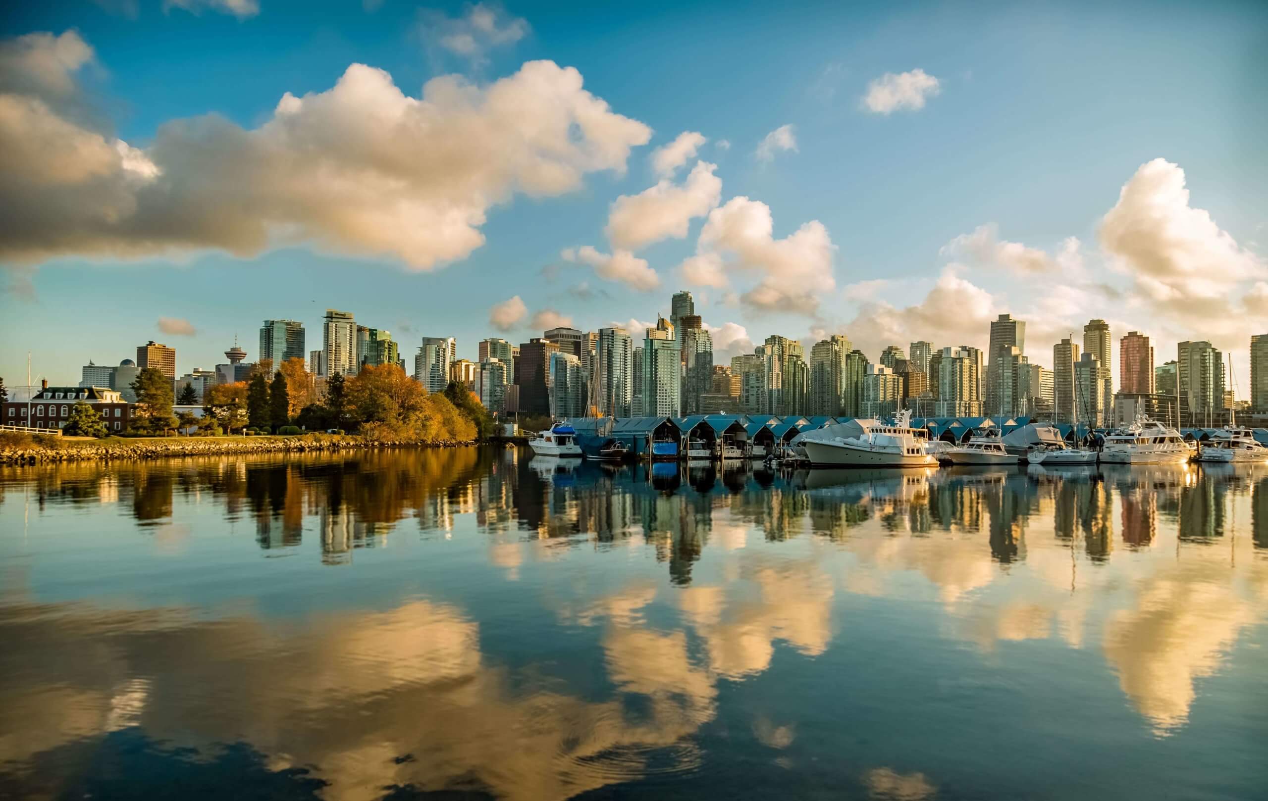 Montreal to Vancouver | Non-stop flights w/ Air Transat